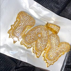 Selling TAY iced out pendant for a chain